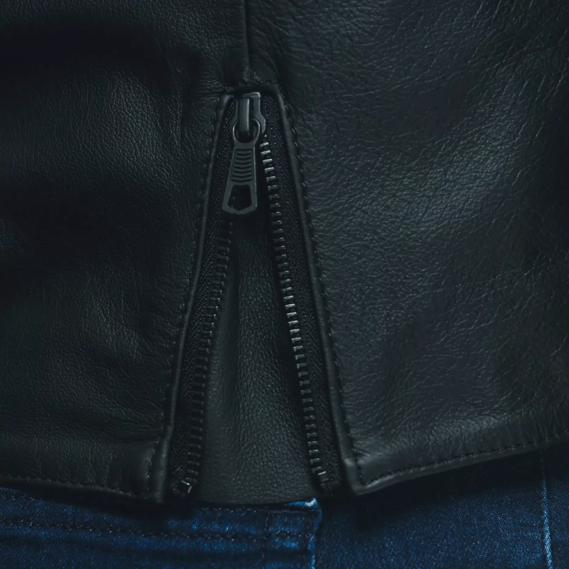 ITINERE - GIACCA MOTO IN PELLE DONNA